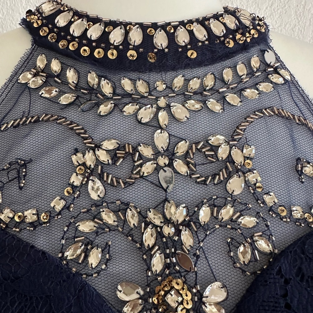 B Darlin Navy Lace Maxi Prom Dress NWOT - Picture 3 of 8